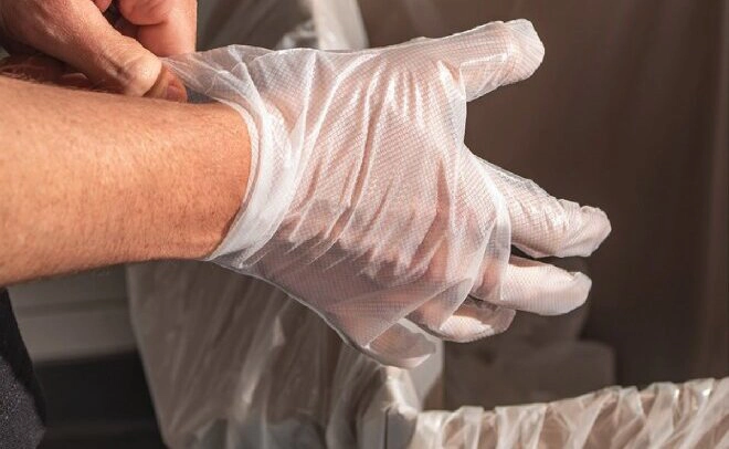 Doffing (Removing) & Disposing the Gloves