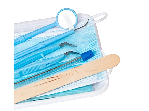 disposable dental kit